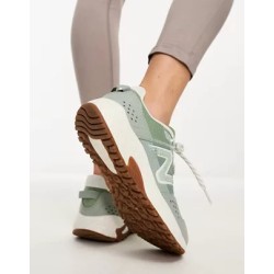 New Balance Running 410 trainers in green